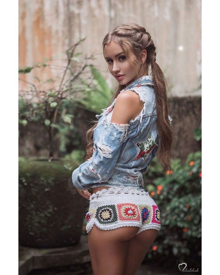 Valentina Grishko in shorts