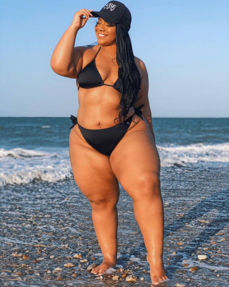 Plus-Size Model Adriane Lemos Bikini