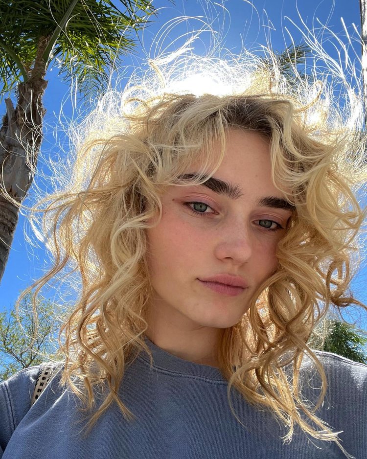 Meg Donnelly Winchesters