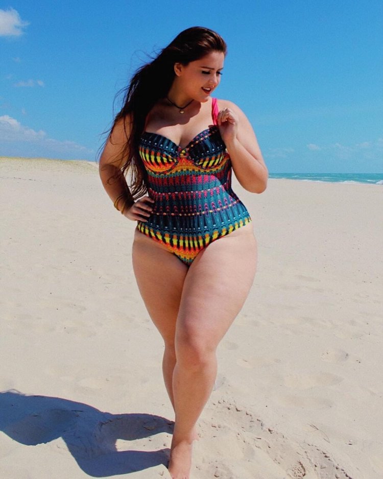 Mature brazilian buns