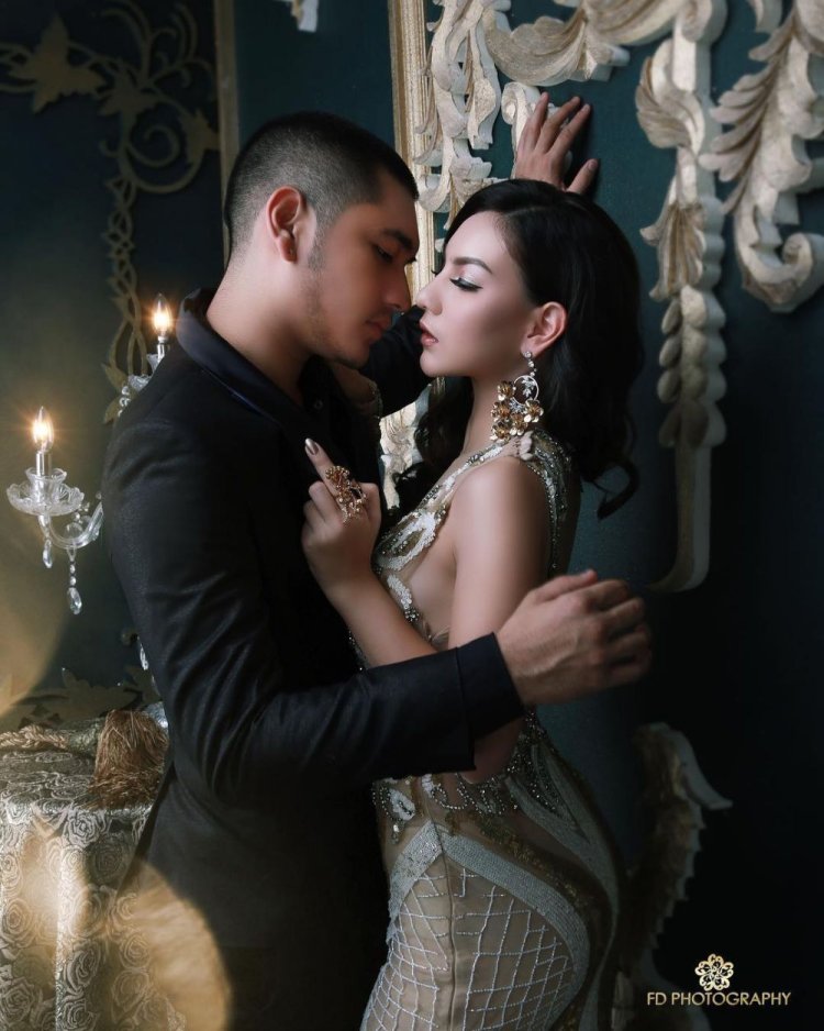 Foto telanjang Irish Bella