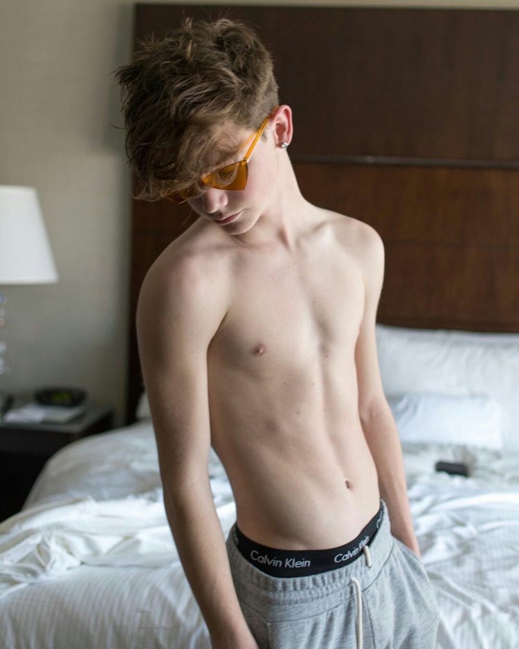 Peyton moormier torso