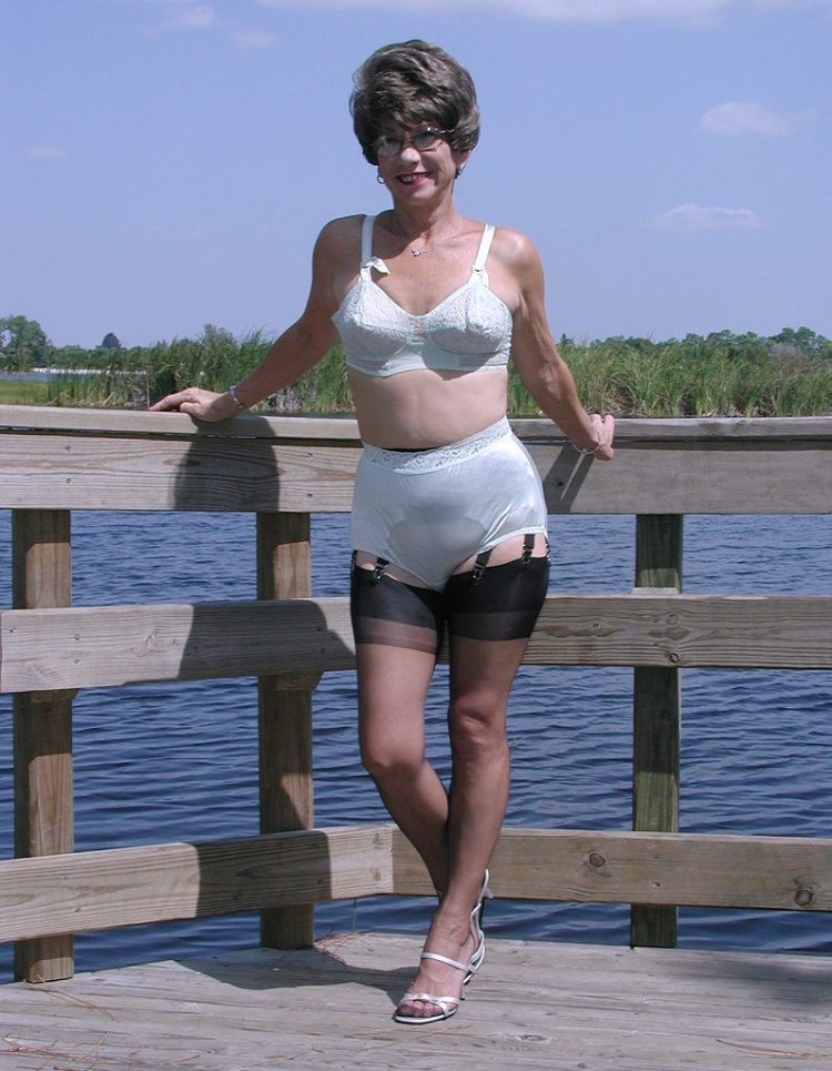 Amateur pantyhose Amateur Boots