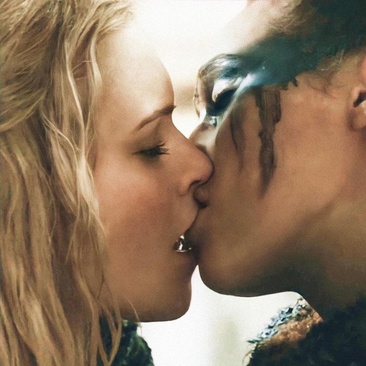 100 Clark and Lex kiss