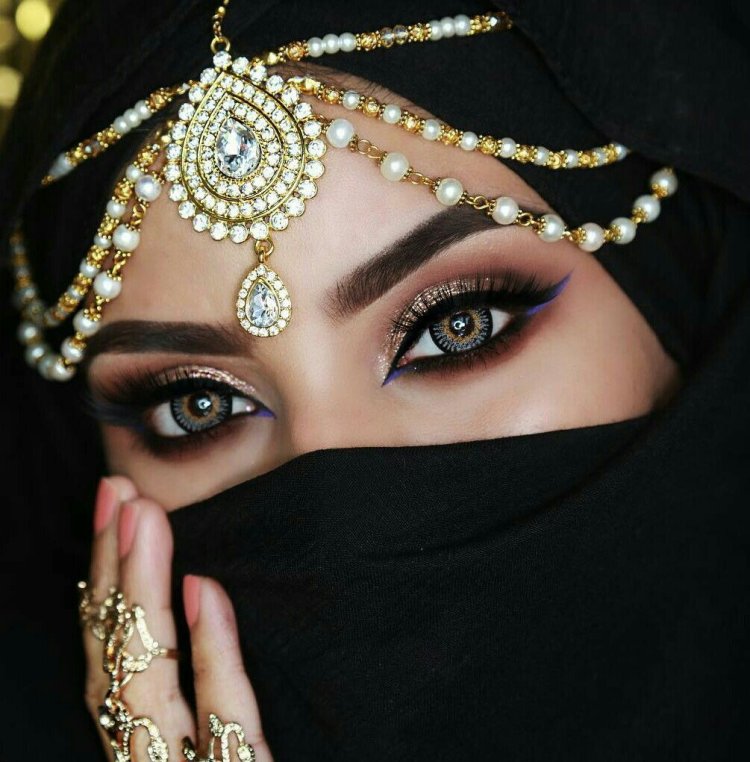 Arab women jewelry