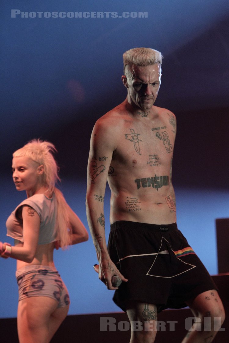 Die antwoord the son of the soloist Yolandi