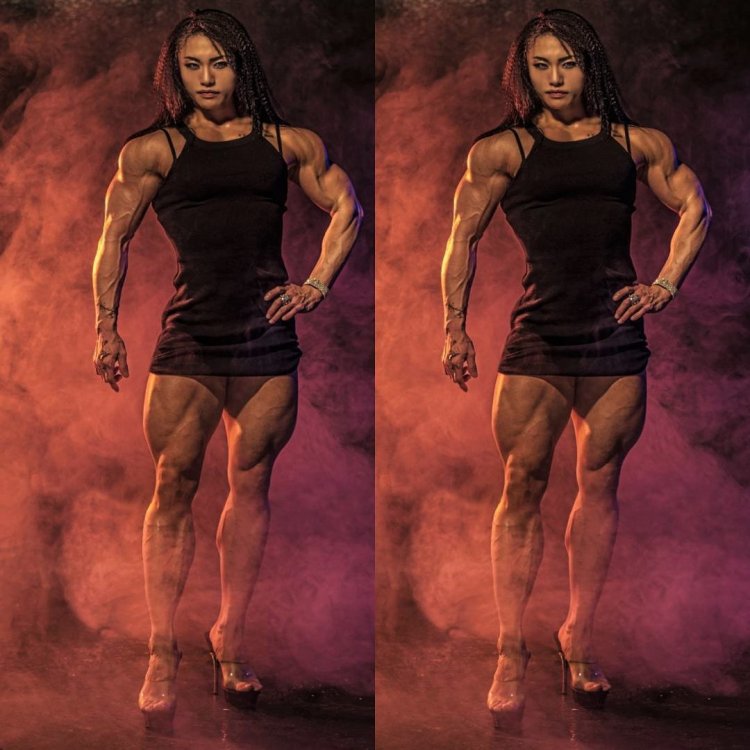 Bodybuilder Kim Ji Hyeon Dress
