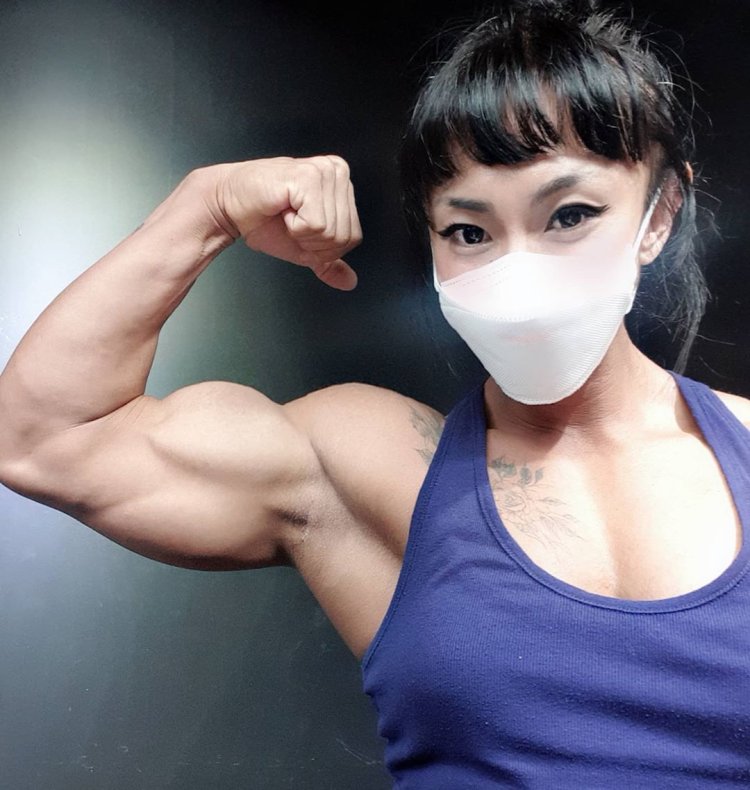 Fbb Chunri Kim