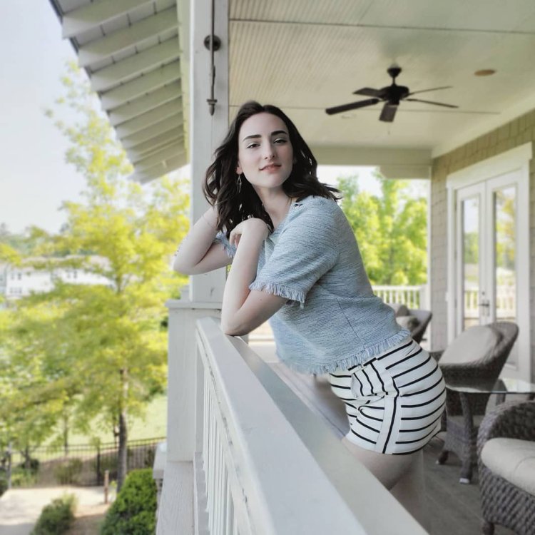 Abigail Shapiro Rachel MFC