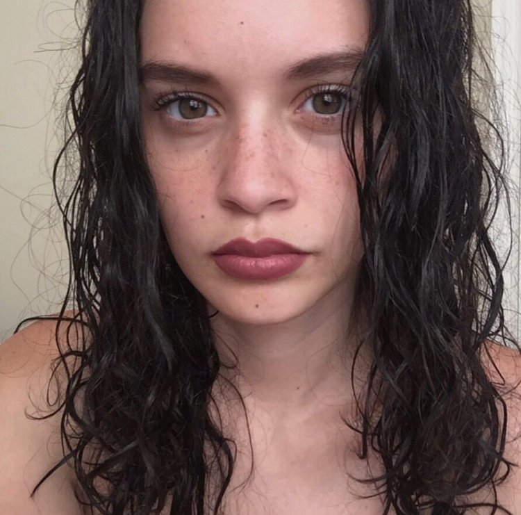 Makeup Sabrina Claudio