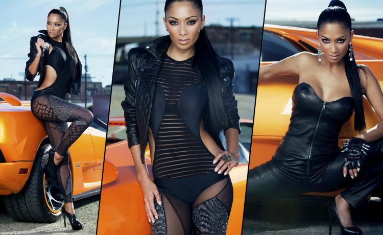 Nicole Scherzinger and car