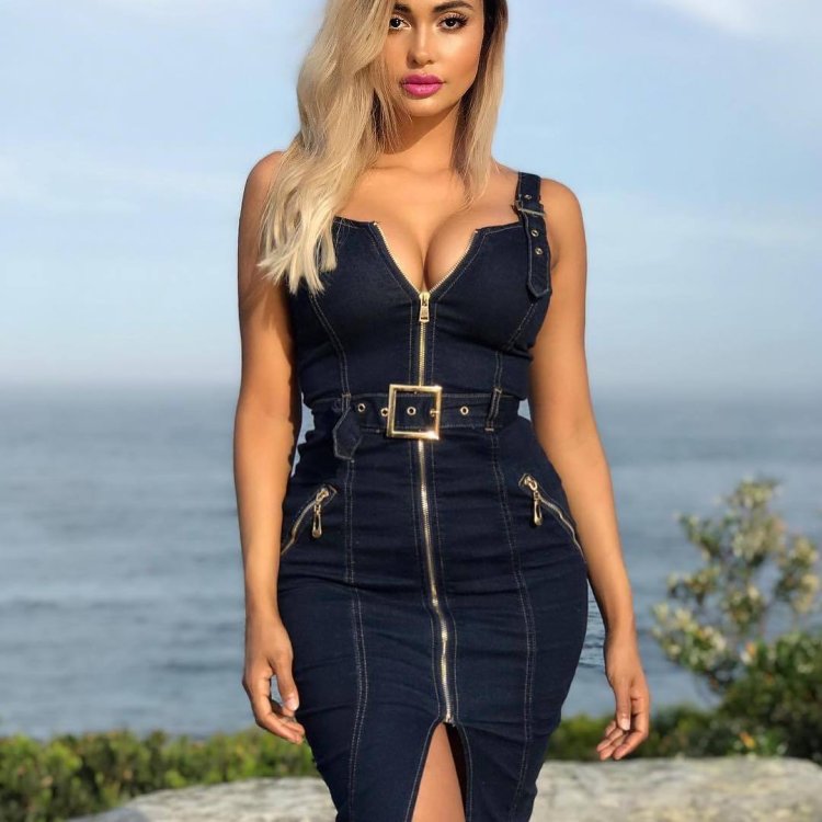 Russian girls in real Goddess stretch