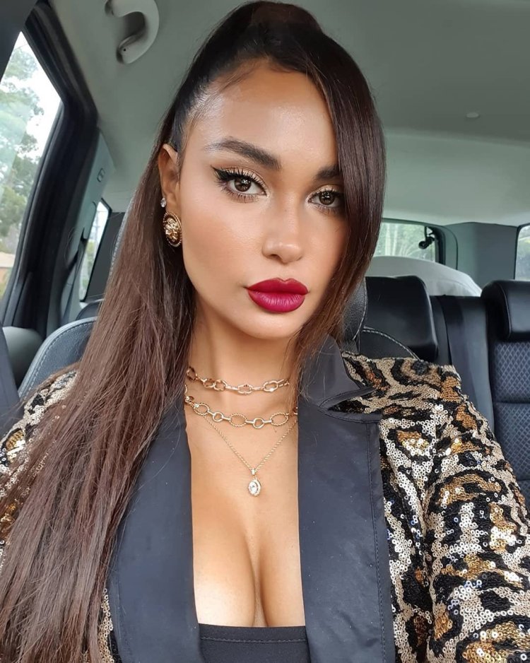 Christina Sweet LUXURYGIRL