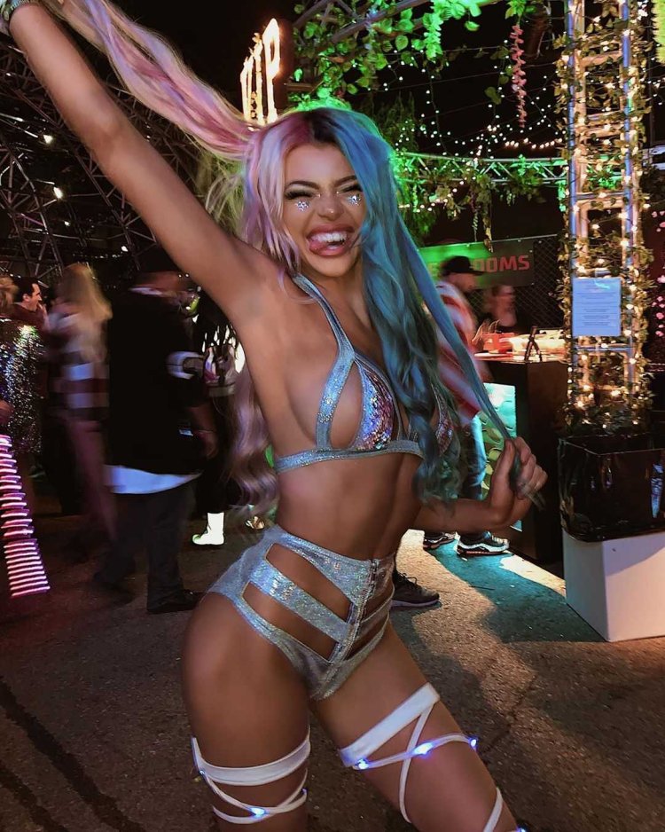 Shocking photos of girls