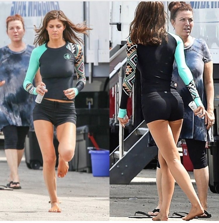 Alexandra daddario ass