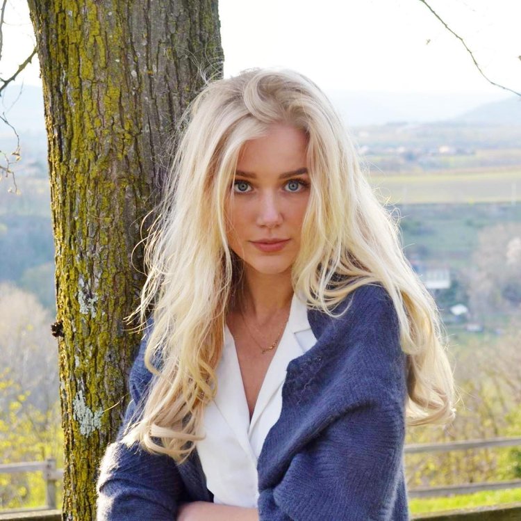 Eva Carneiro photo shoot Maxim