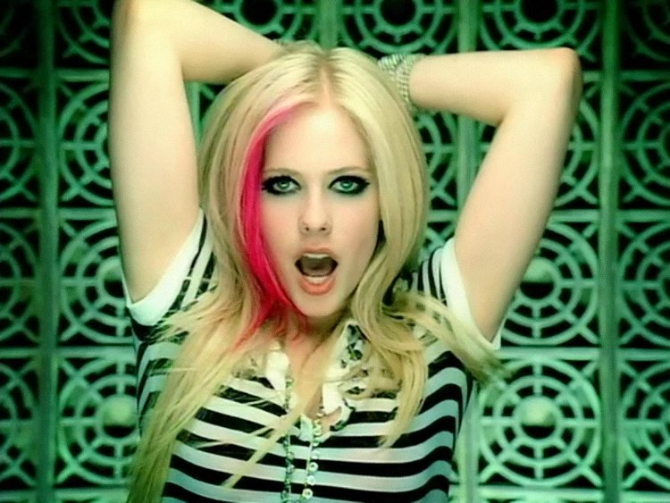 Avril lavigne hot clip