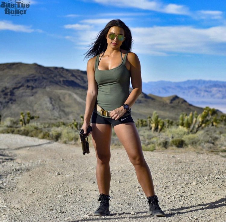 Mexican girls with guns