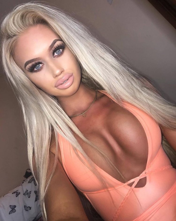 Carolina Cuttika Bimbo