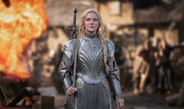 Galadriel in armor
