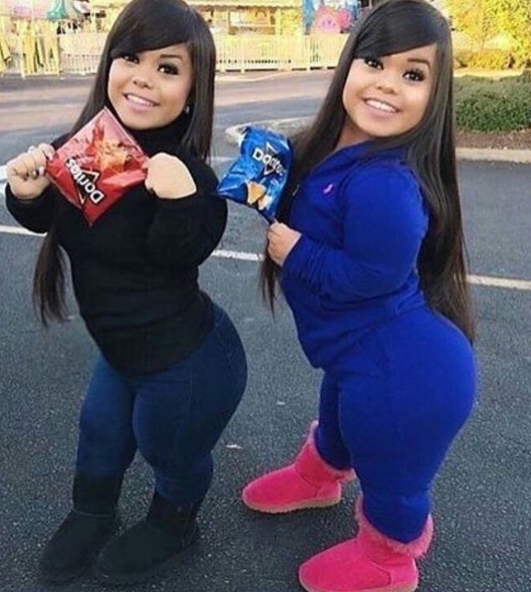 Beautiful dwarfs Asian girls