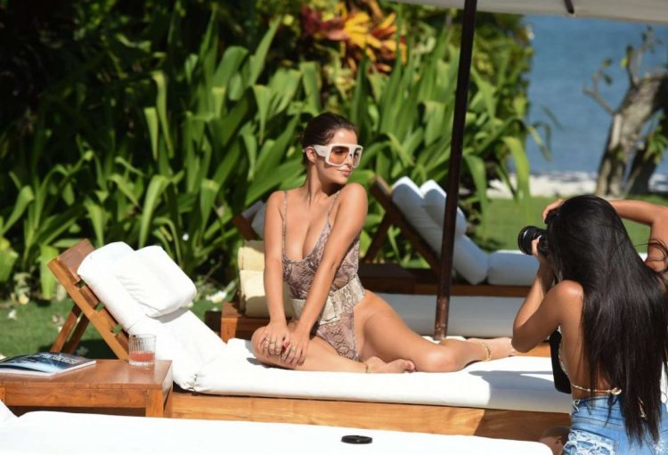 Demi Rose Mowby photo