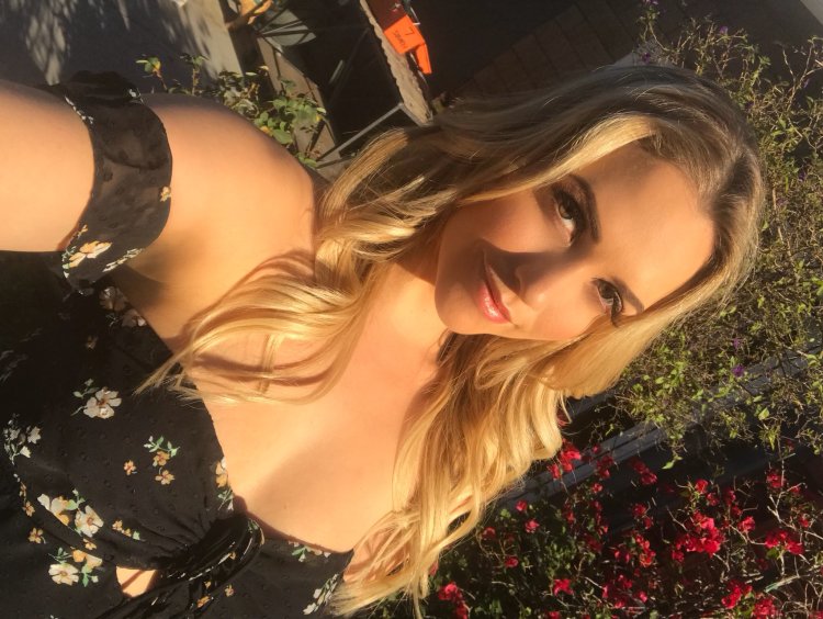 Mia Malkova Instagram