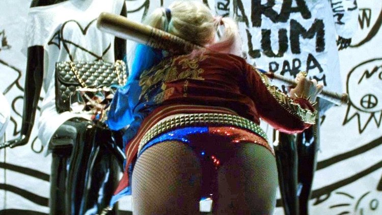 Margot robbie harley quin ass