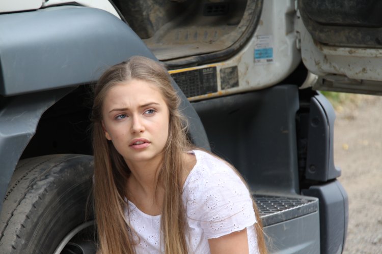 Sophie simnett movies redhead