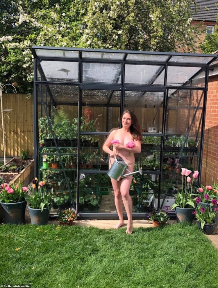 Women at the dacha private