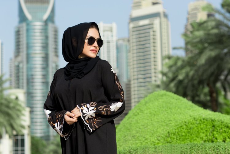 Saudi arabia abaya