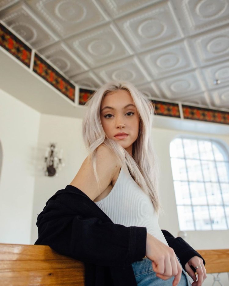 Riley hubaka tik tok