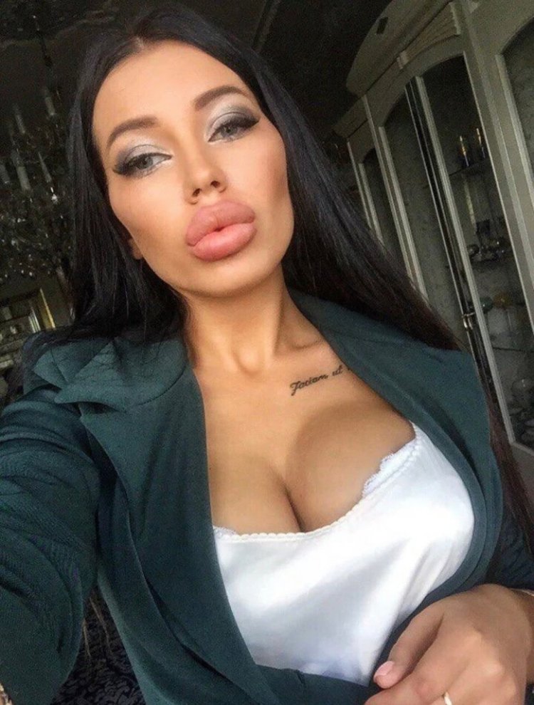 Lucy Pinder and Michelle March photo