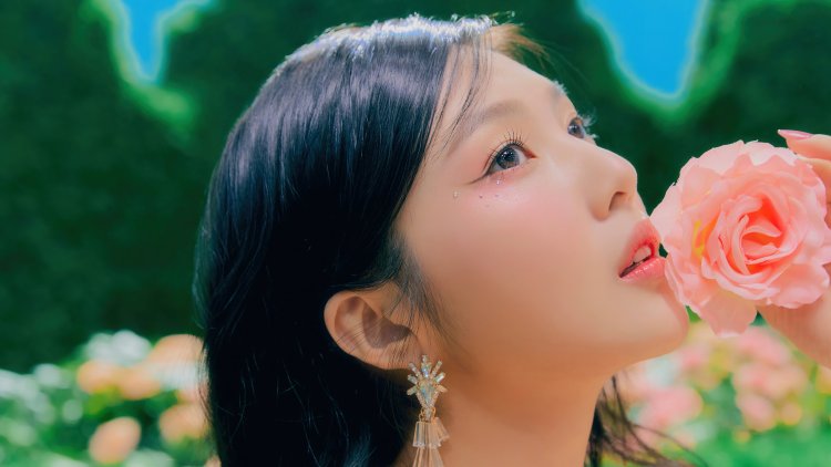 Seulgi Red Velvet booty