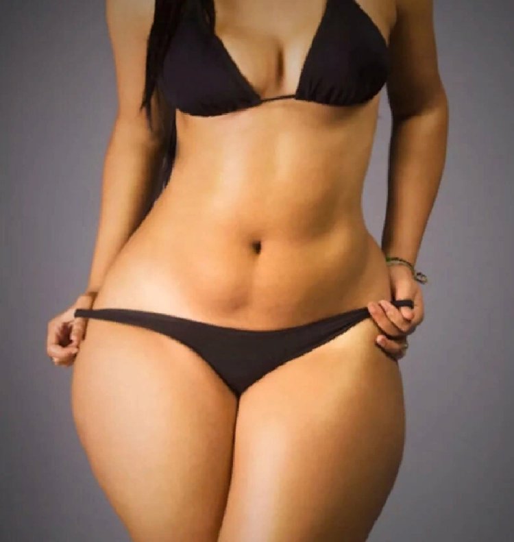 Curvy girls with a thin waist