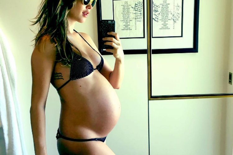 Behati Prinsloo pregnant