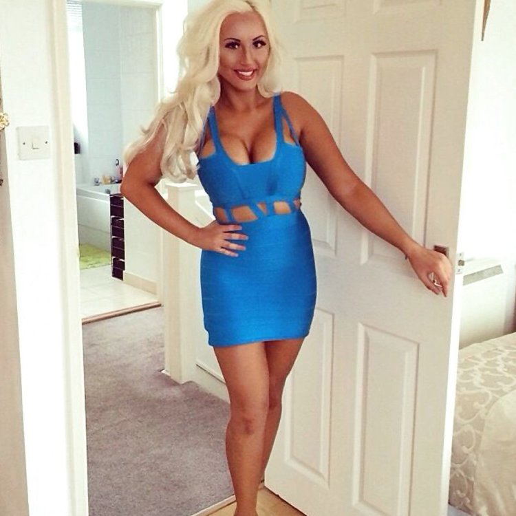 Katerina Rozmajzl in bikini