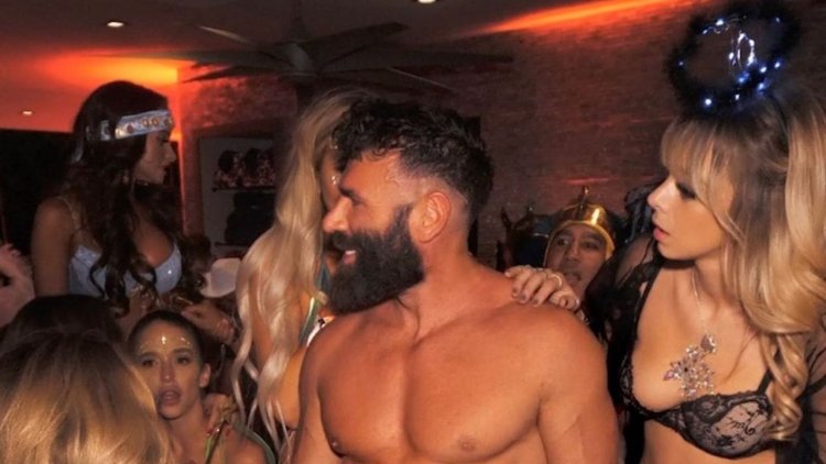 Dan Bilzerian and his girls