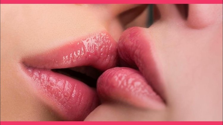 Sweet kiss on the lips