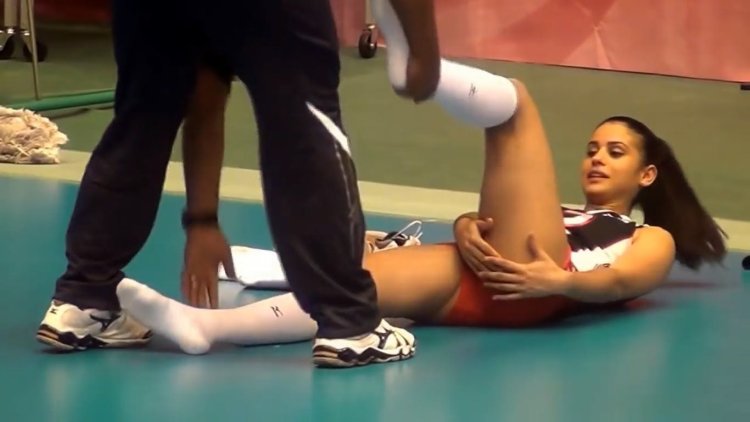 Winifera Fernandez hot