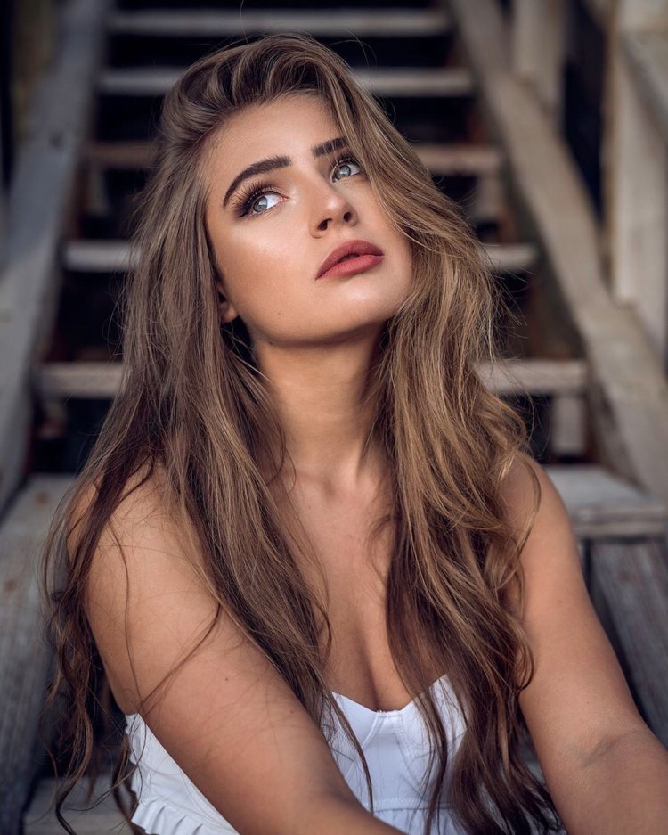 Anna klinsky model