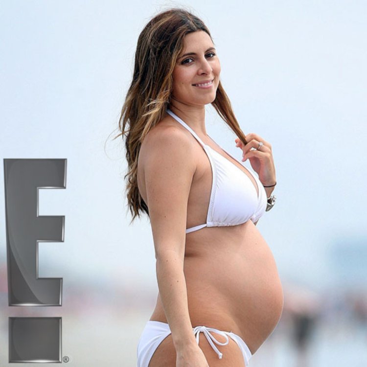 Jamie-Lynn Sigler in a swimsuit