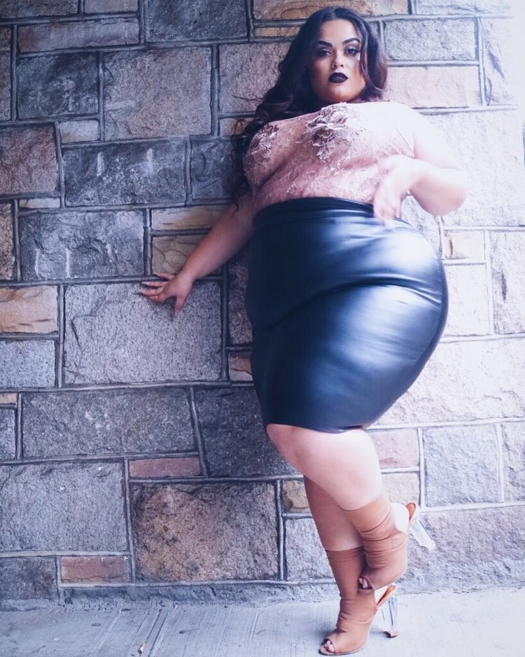 Thick Wide Hips Leather