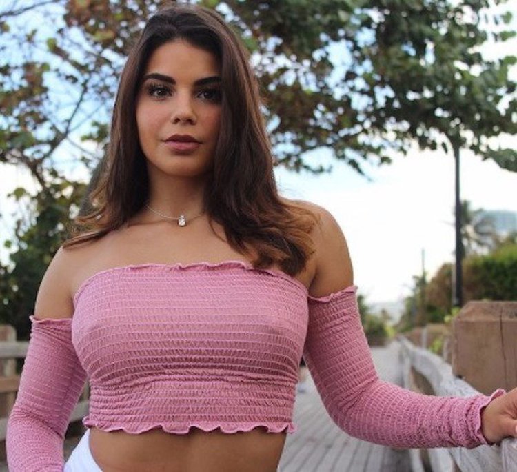 Photo of Hispanic women