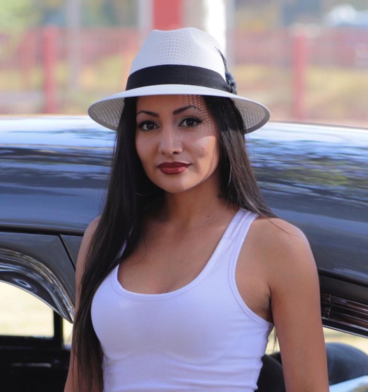 Ordinary Mexican girls