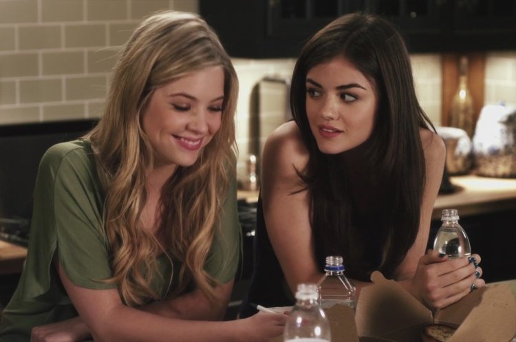 Hanna Marin and Aria Montgomery