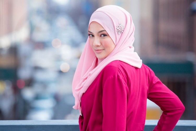 Neelofa Noor