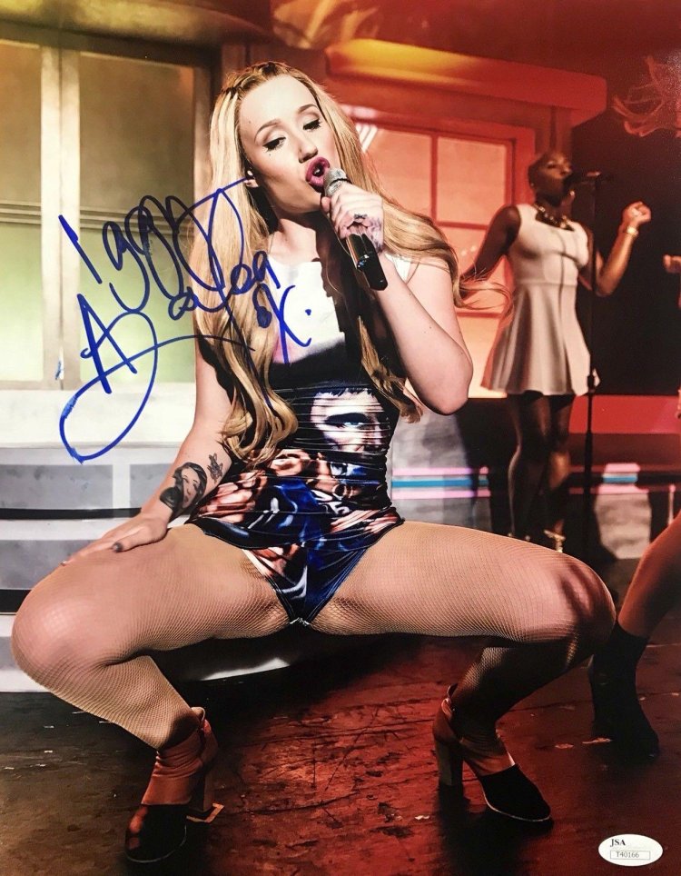Iggy Azalea embarrassment