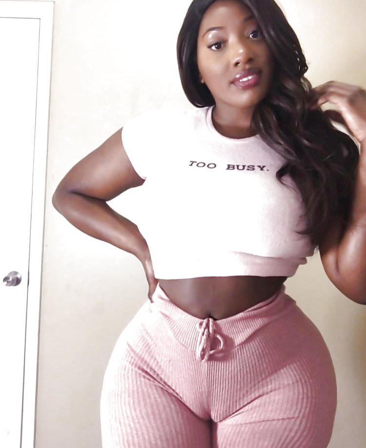 Courtney Olson bodybuilder