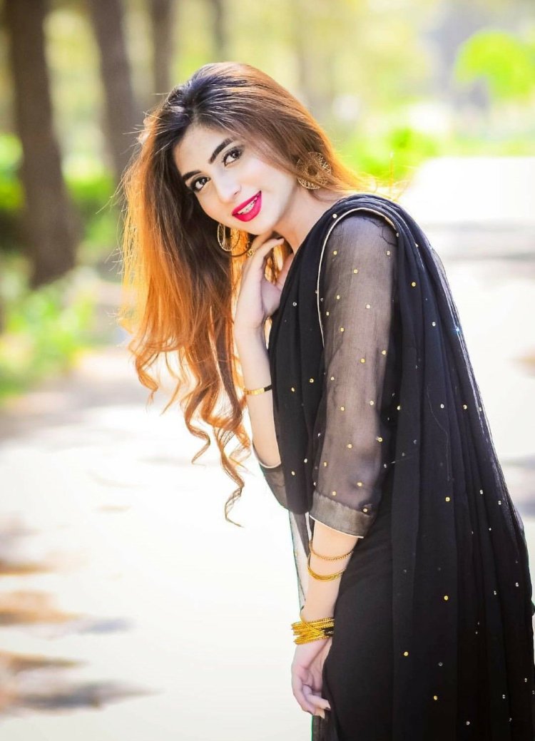 Pin on Pakistani Luxury girl